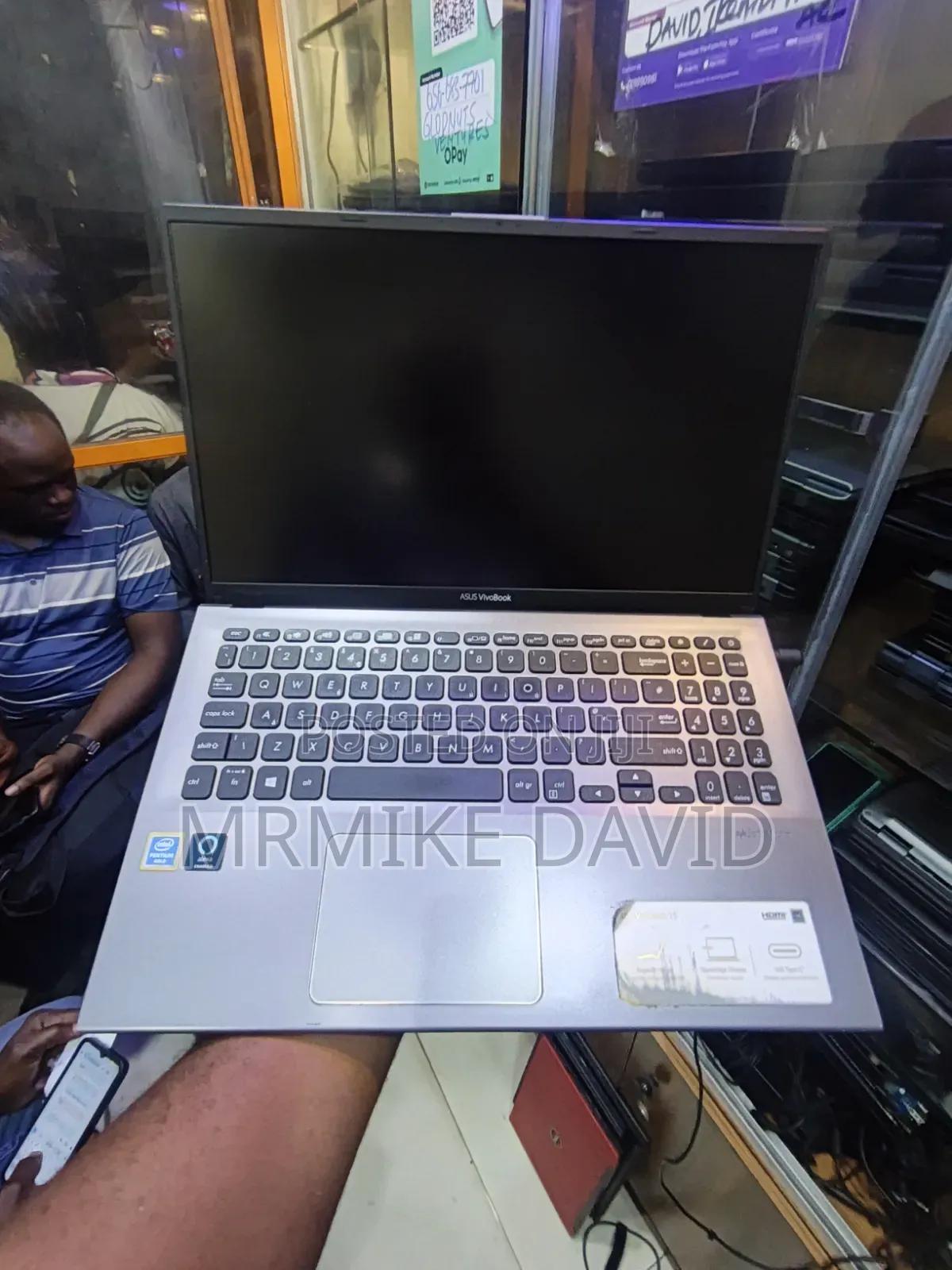 Laptop Asus UX51VZ 8GB Intel Pentium SSD 128GB