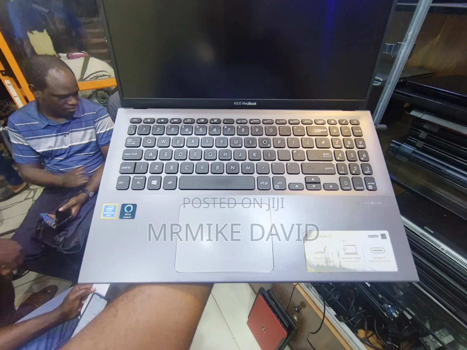 Laptop Asus UX51VZ 8GB Intel Pentium SSD 128GB