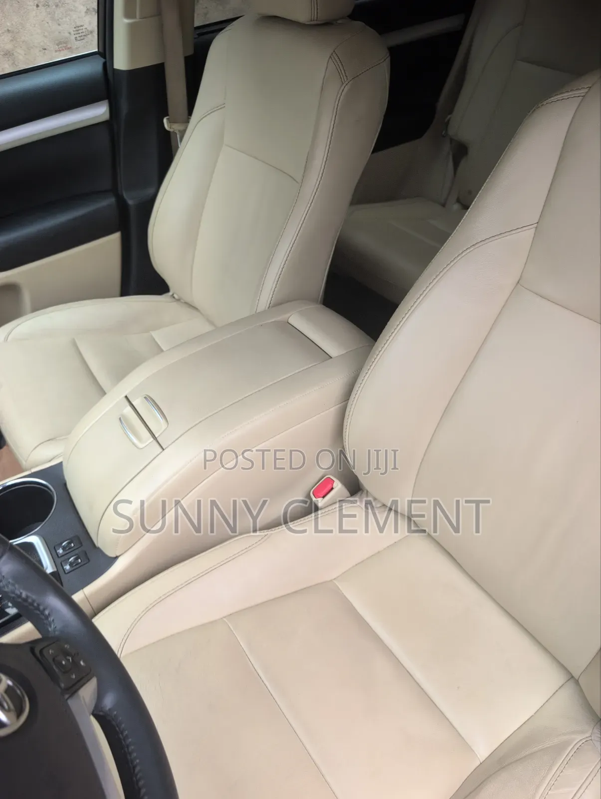 Toyota Highlander XLE 4x2 V6 (3.5L 6cyl 8A) 2017 Gray