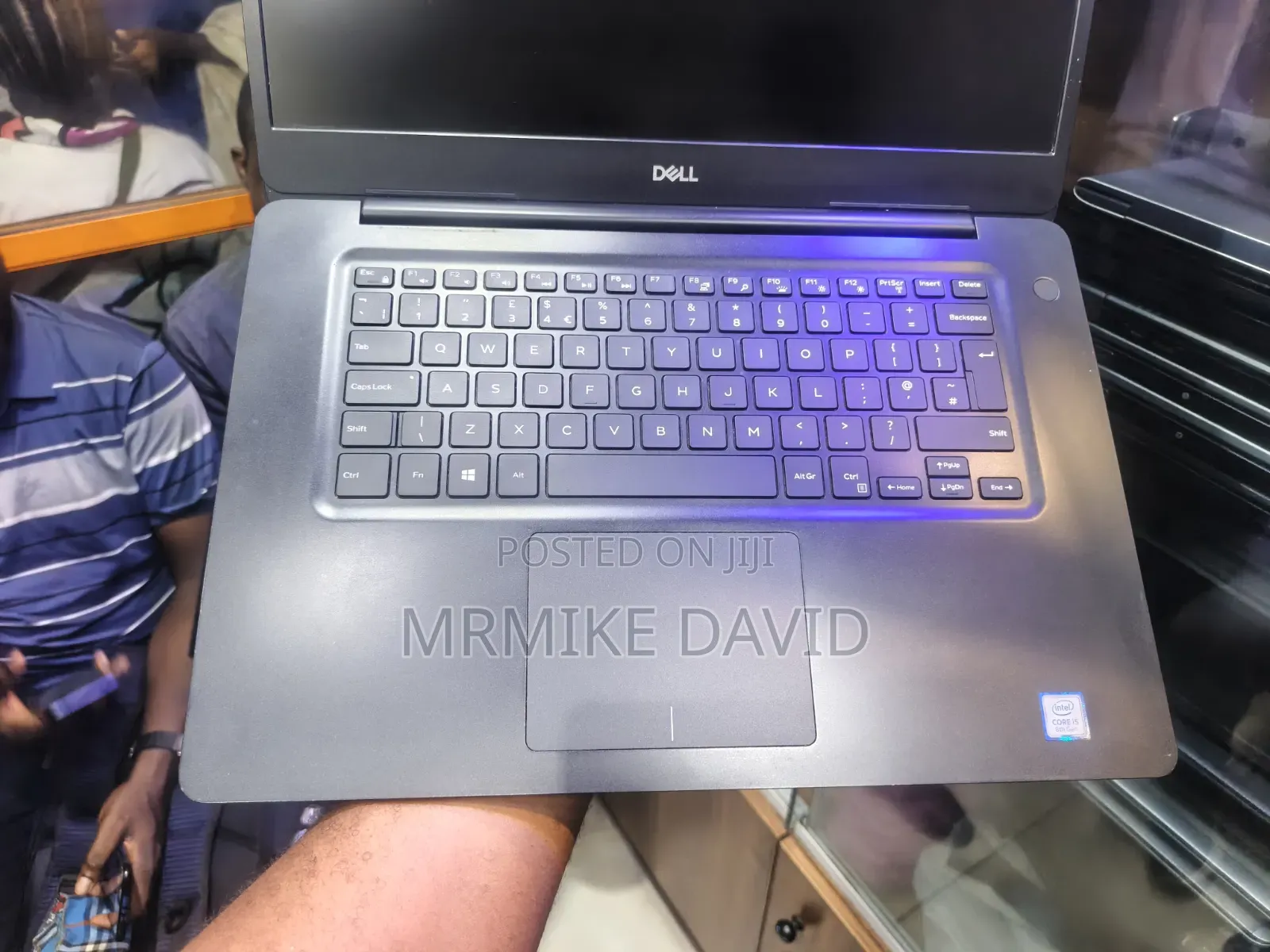 Laptop Dell Vostro 15 5581 8GB Intel Core i5 SSD 256GB