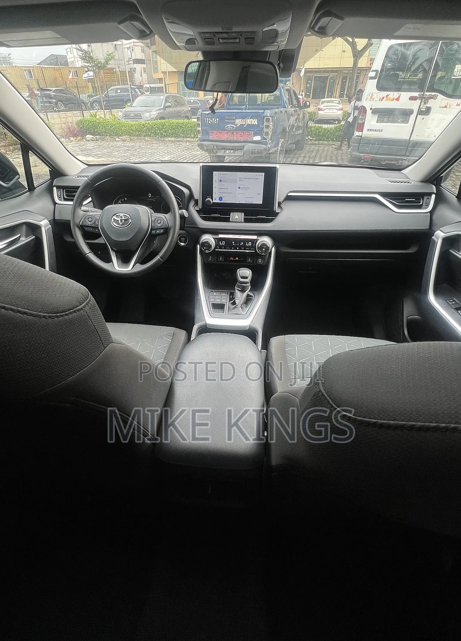 Toyota RAV4 XLE AWD 2024 Black
