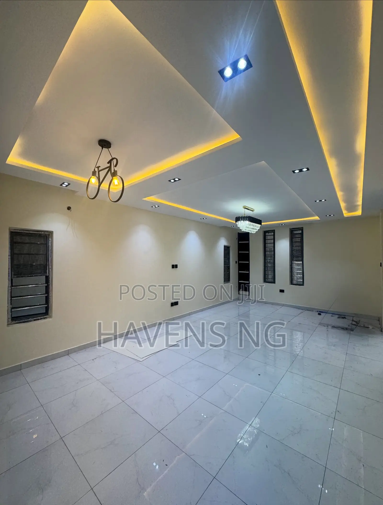 4bdrm Bungalow in Eliozu for sale