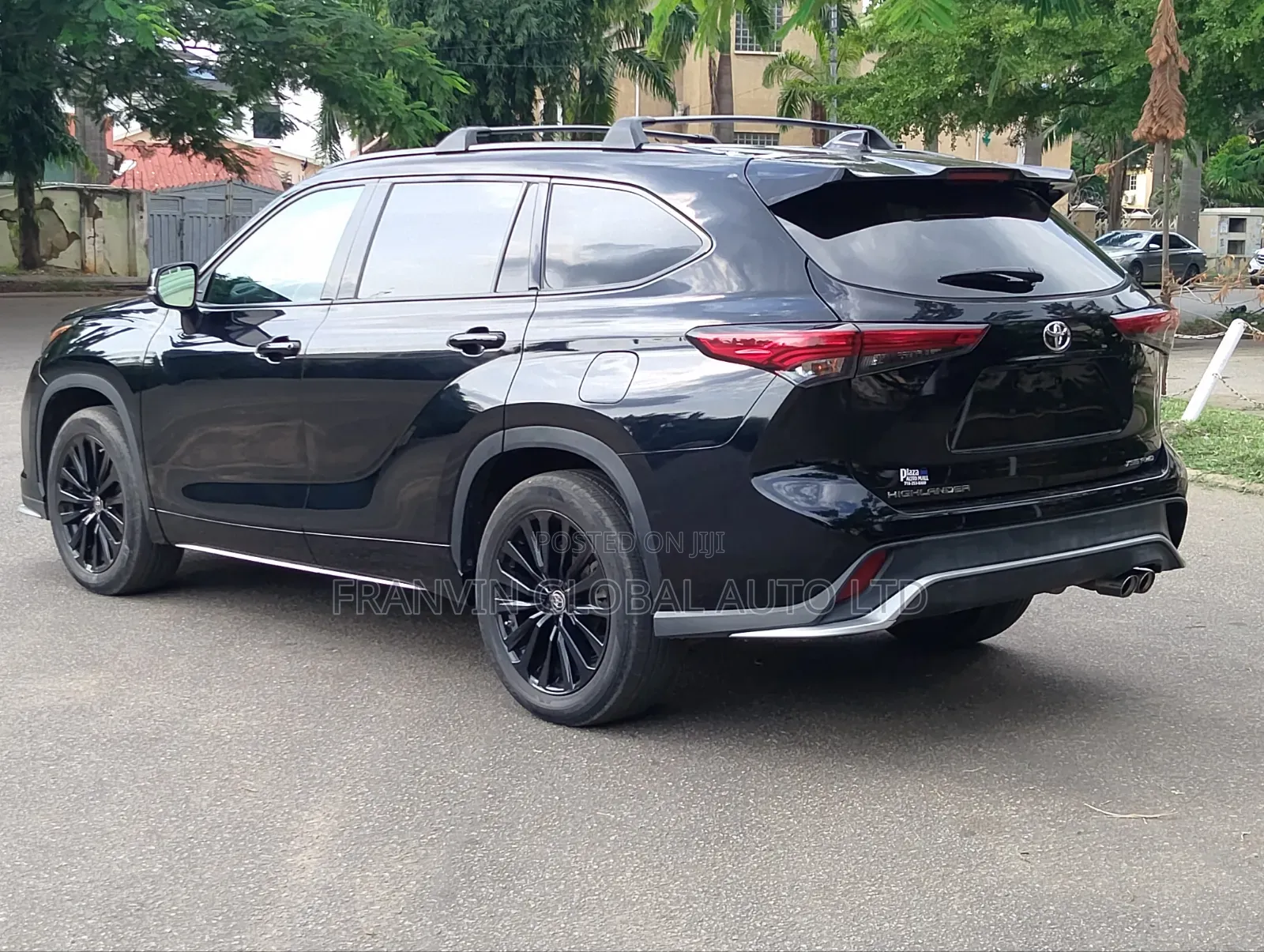 Toyota Highlander XLE AWD 2024 Black