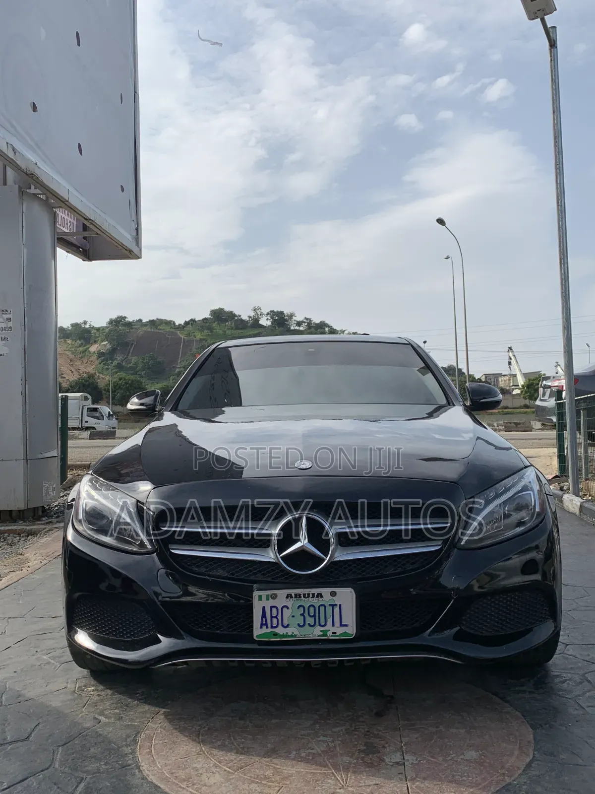 Mercedes-Benz C300 2016 Black