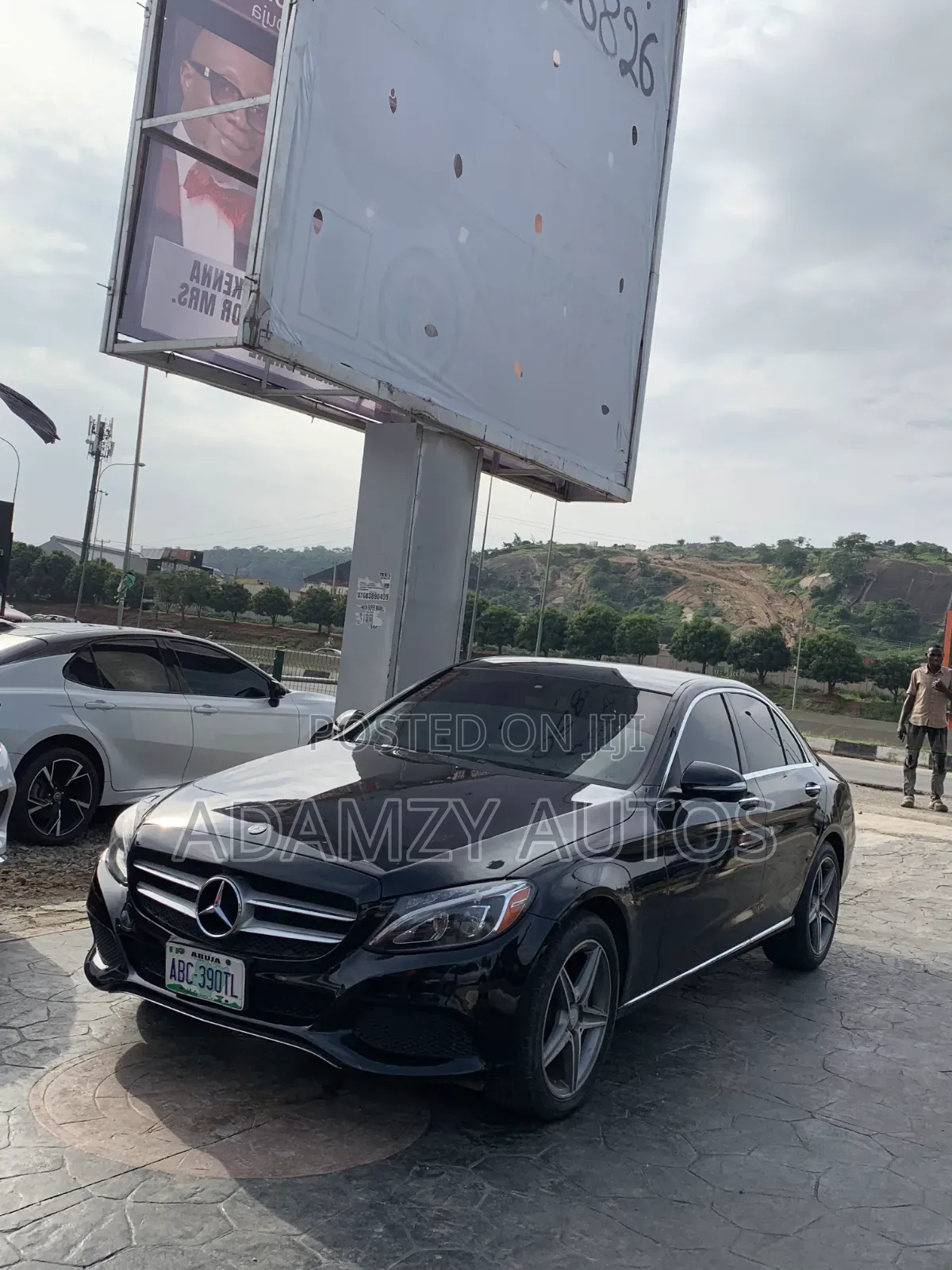 Mercedes-Benz C300 2016 Black