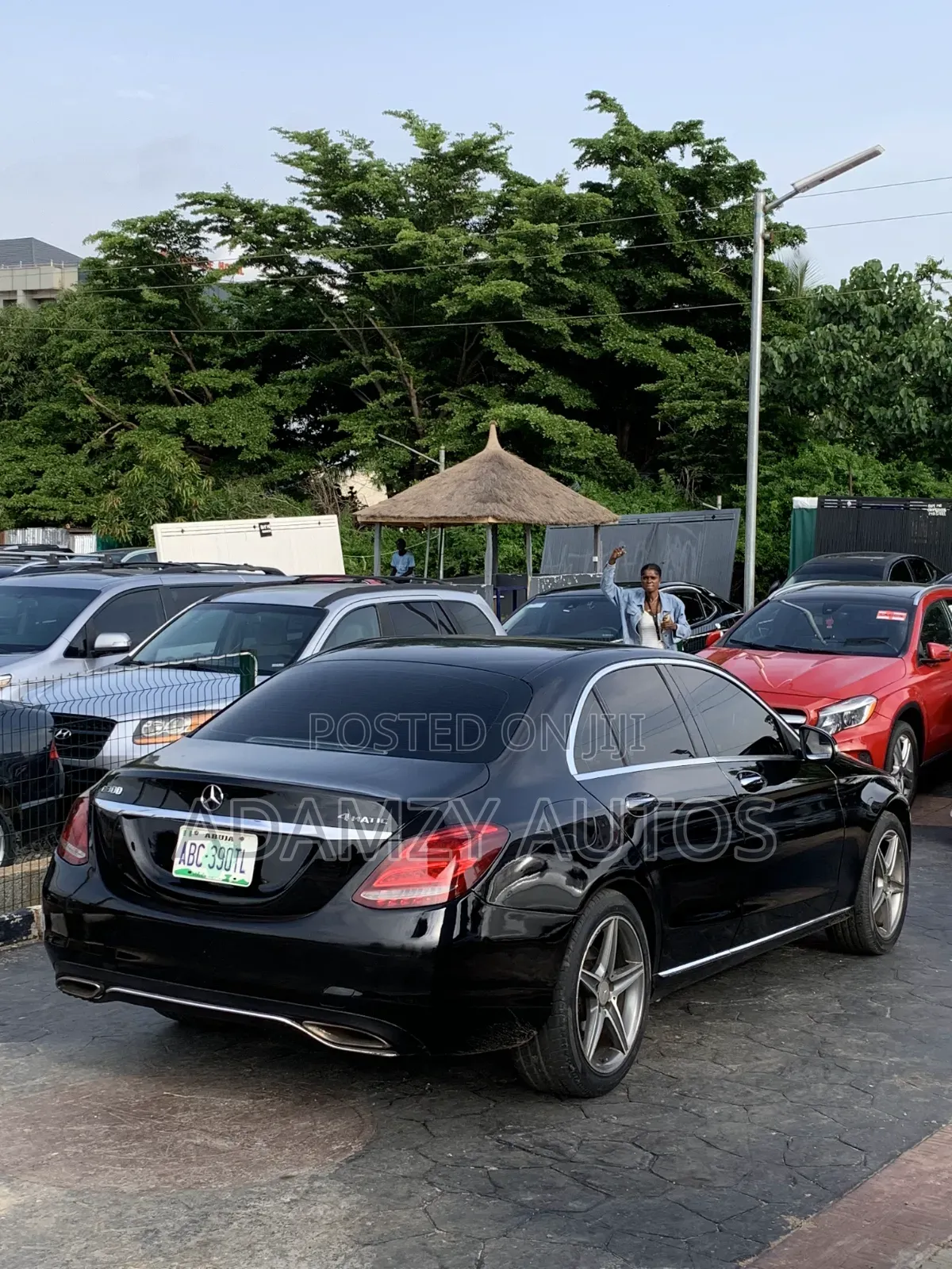 Mercedes-Benz C300 2016 Black