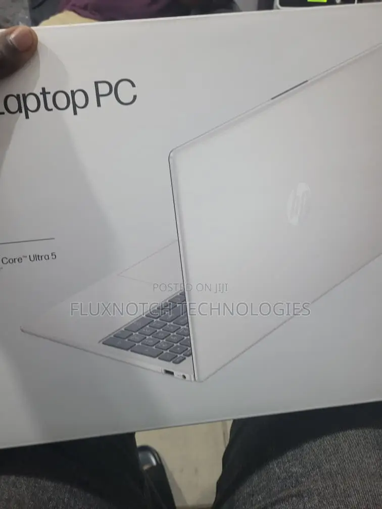 New Laptop HP 15 8GB Intel Core i3 SSD 256GB