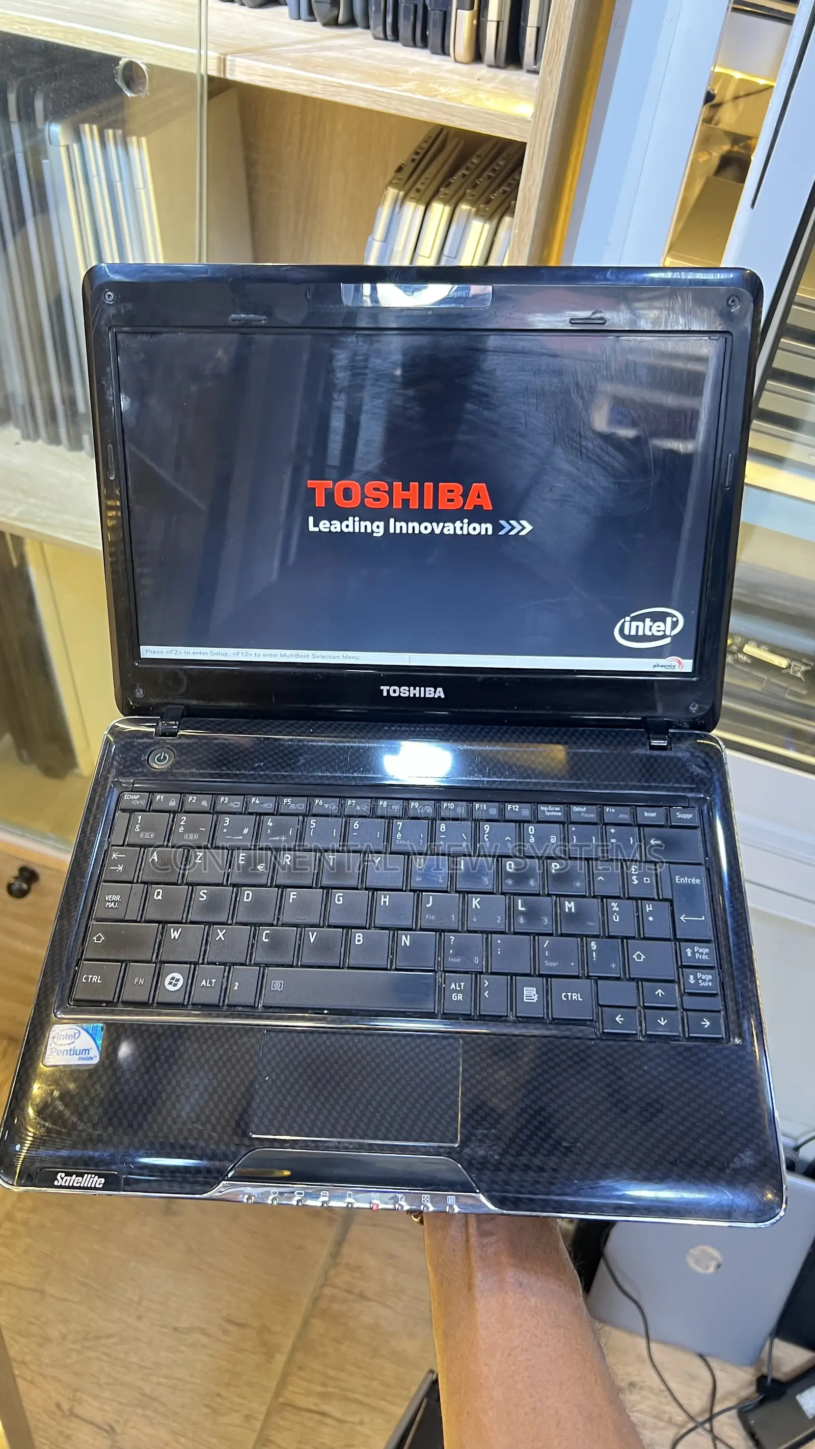 Laptop Toshiba Satellite T110 2GB Intel Pentium HDD 160GB