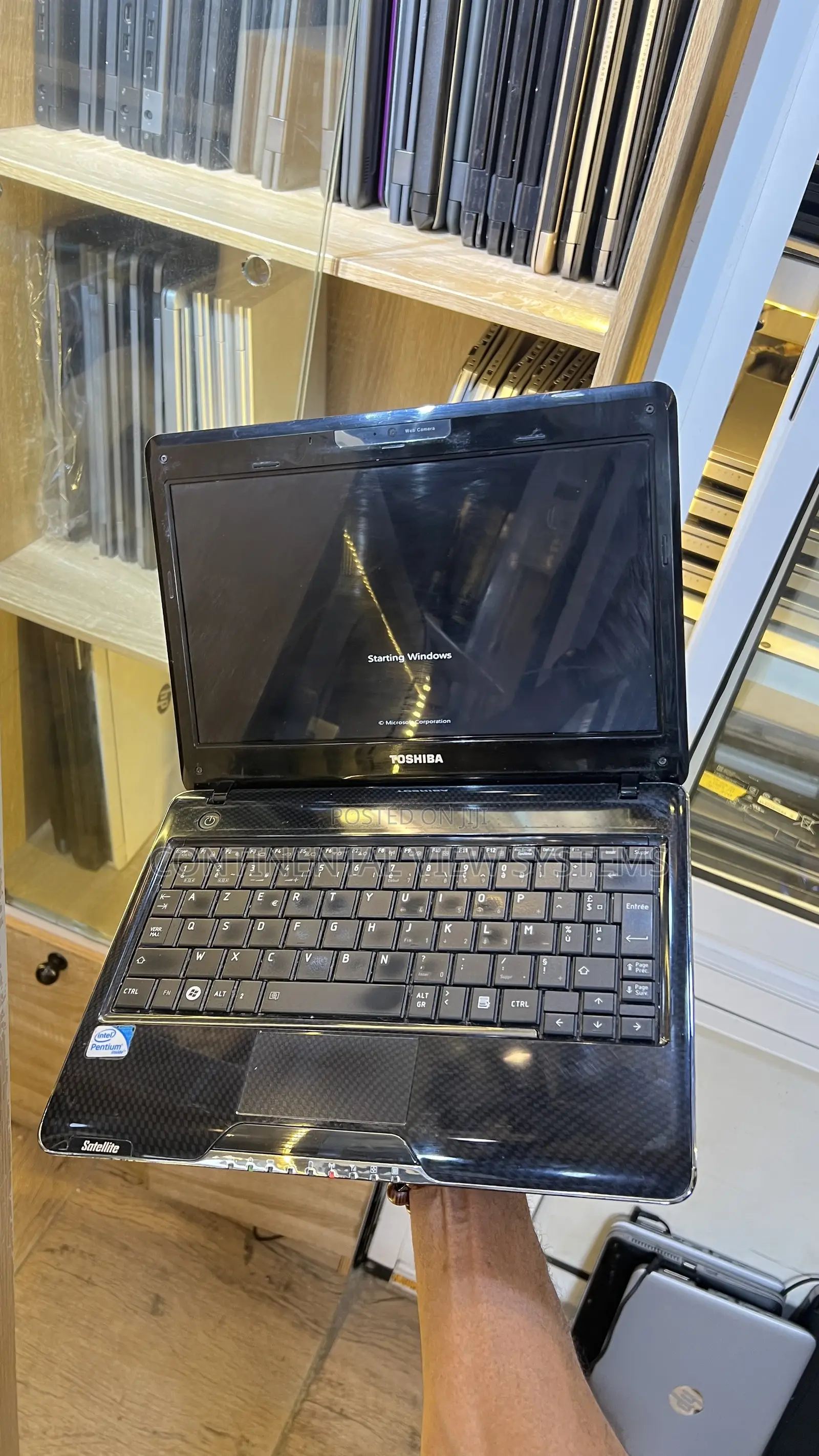 Laptop Toshiba Satellite T110 2GB Intel Pentium HDD 160GB