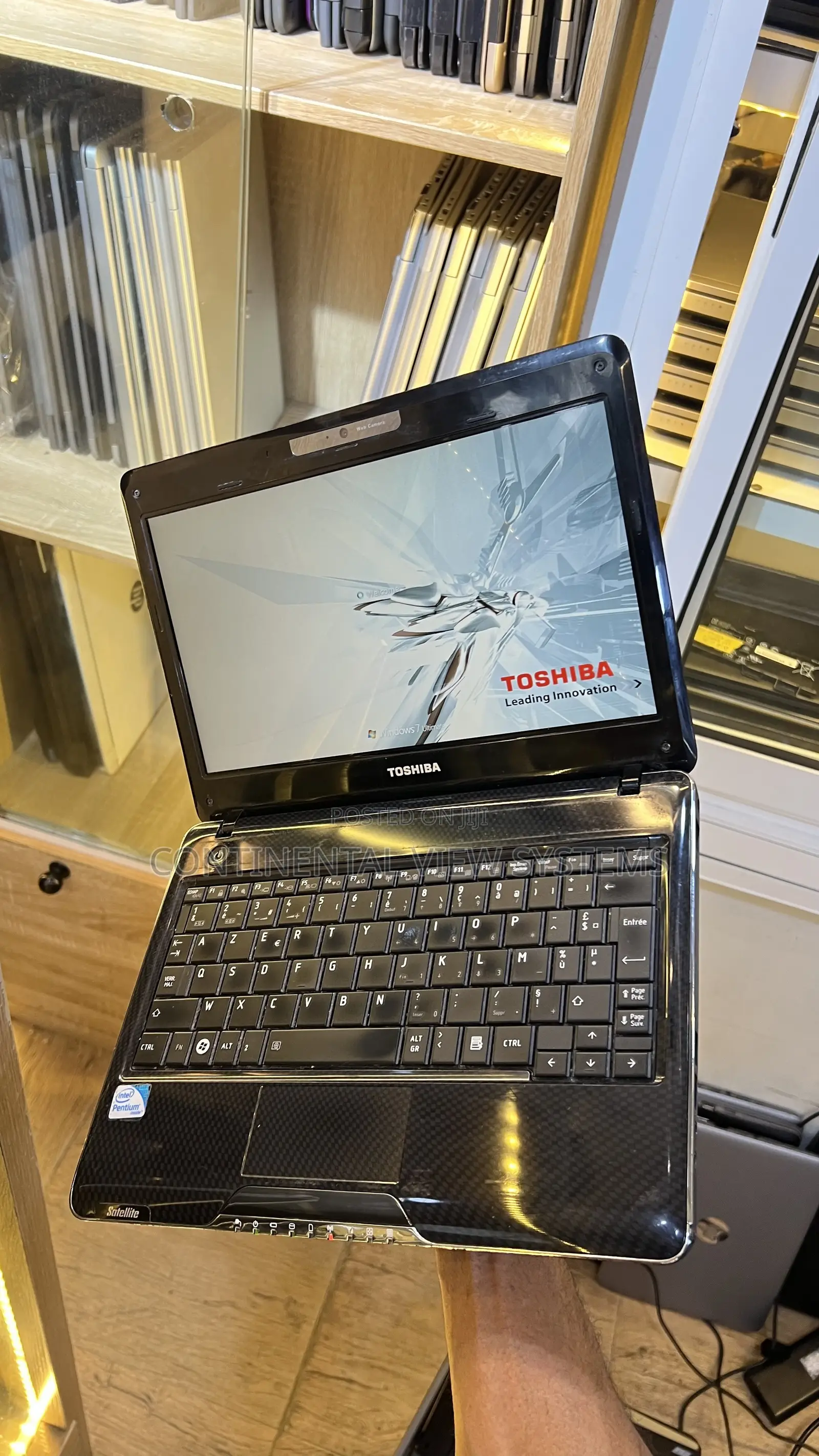 Laptop Toshiba Satellite T110 2GB Intel Pentium HDD 160GB