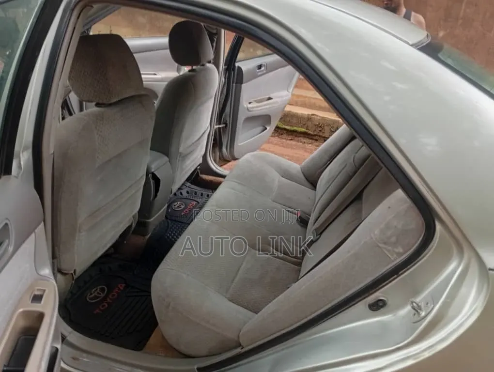 Toyota Camry 2003 Silver