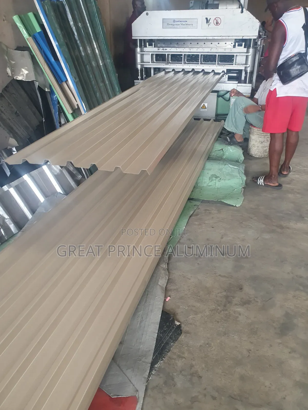 Aluminum Roofing Sheet Brake and Beige and Navy Blue