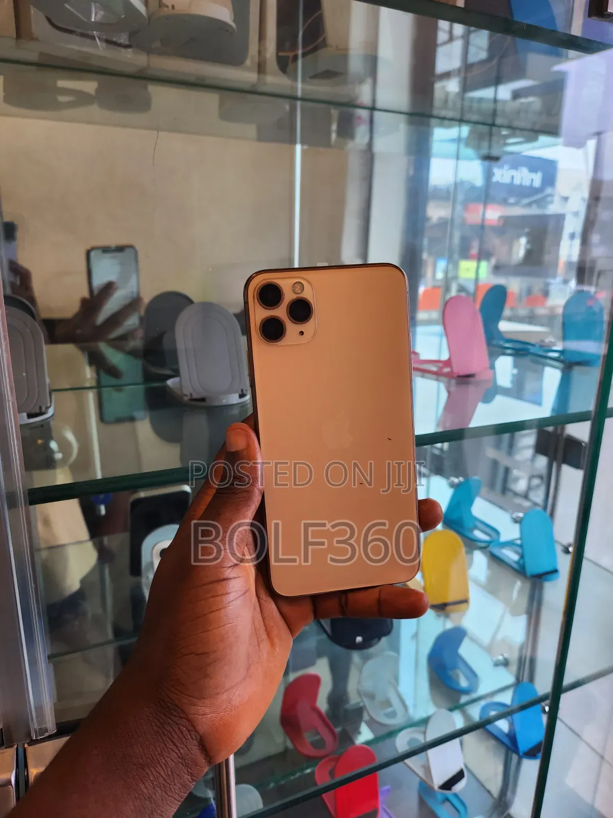 Apple iPhone 11 Pro Max 64 GB Gold