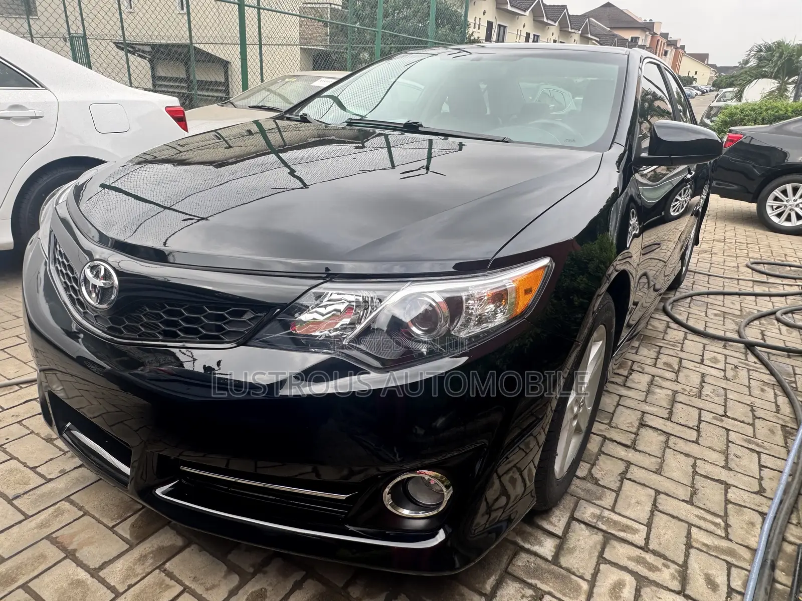 Toyota Camry SE 4dr Sedan (2.5L 4cyl 6A) 2012 Black