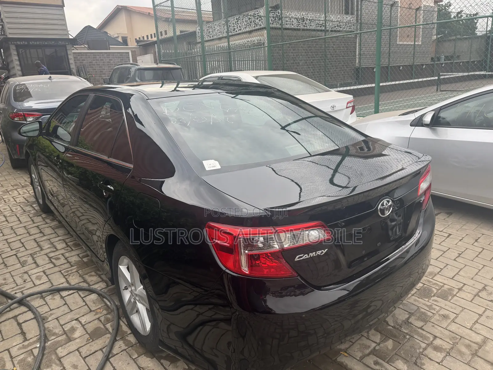 Toyota Camry SE 4dr Sedan (2.5L 4cyl 6A) 2012 Black