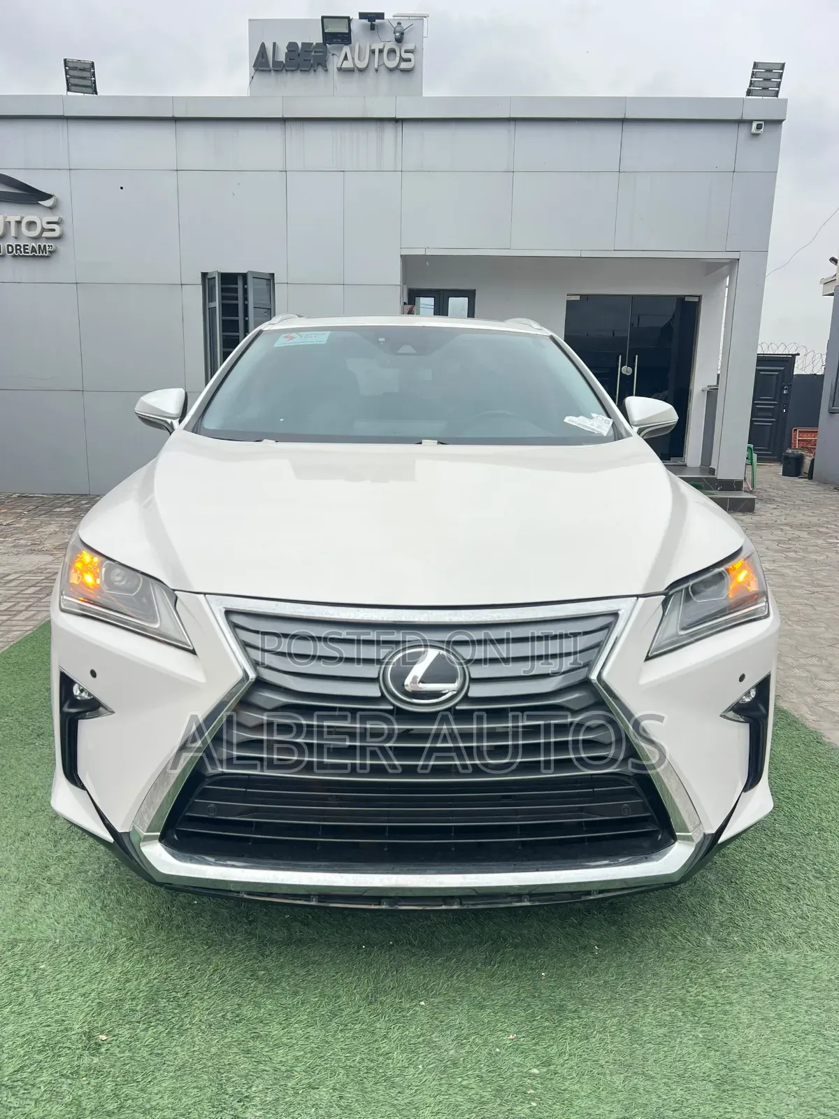 Lexus RX 350 AWD 2017 White