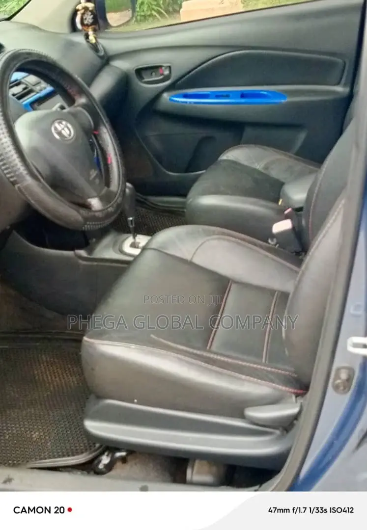 Toyota Yaris 2008 Blue
