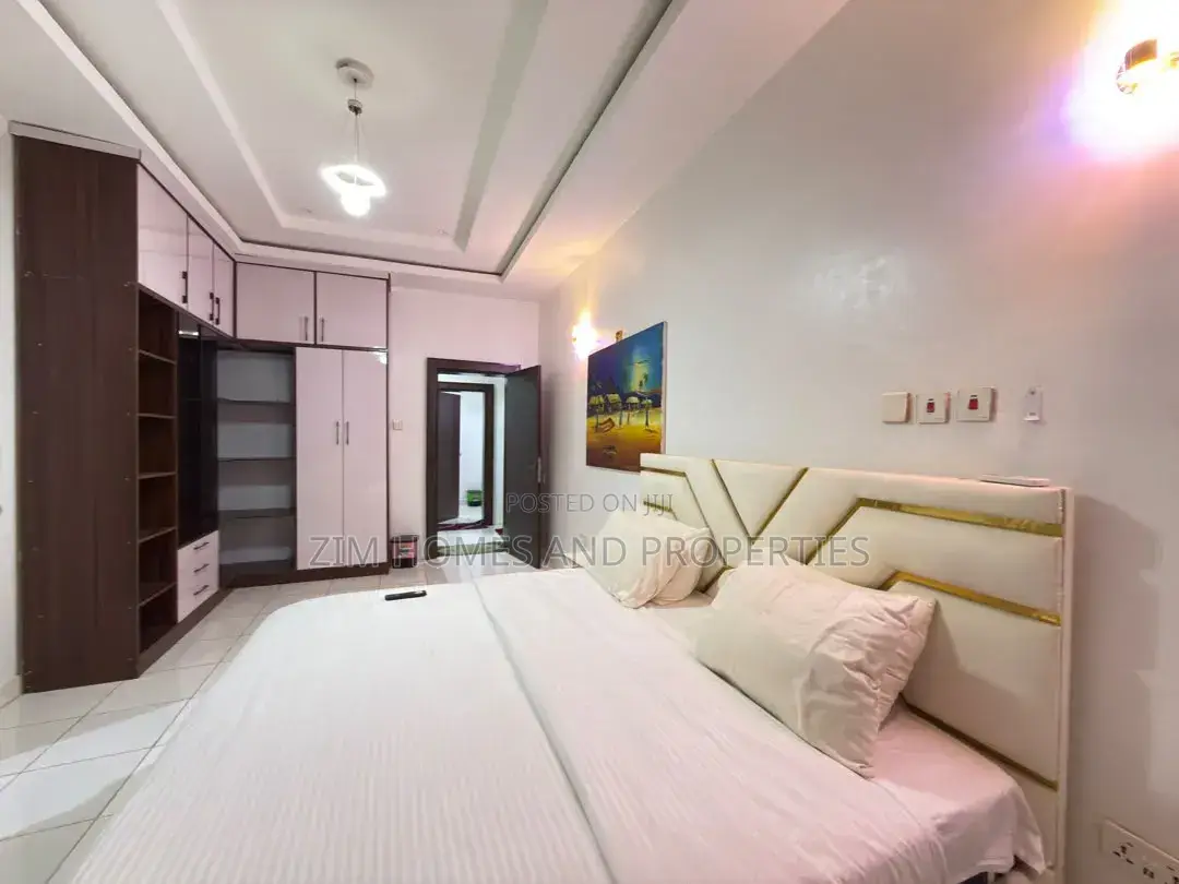 Furnished 3bdrm Apartment in Zim Homes And, Wuye for rent