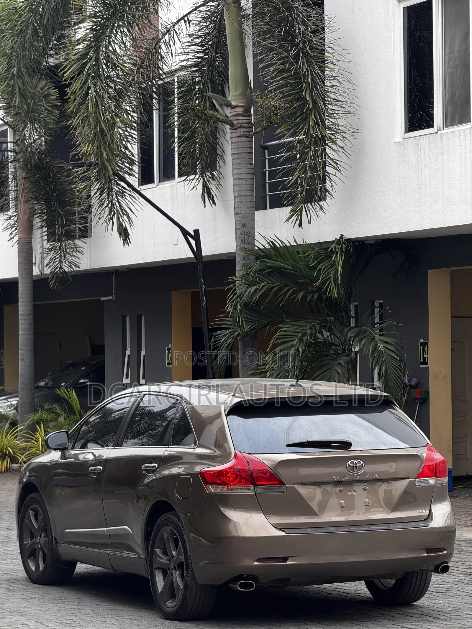 Toyota Venza 2010 Brown