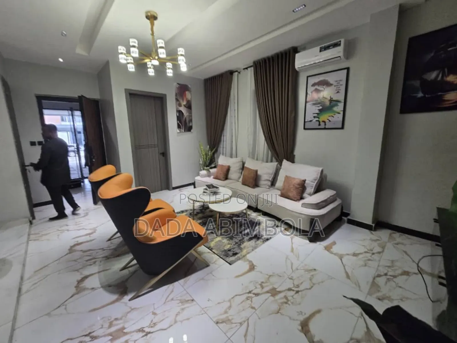 Furnished 2bdrm Apartment in Lekki Phase 1 for sale