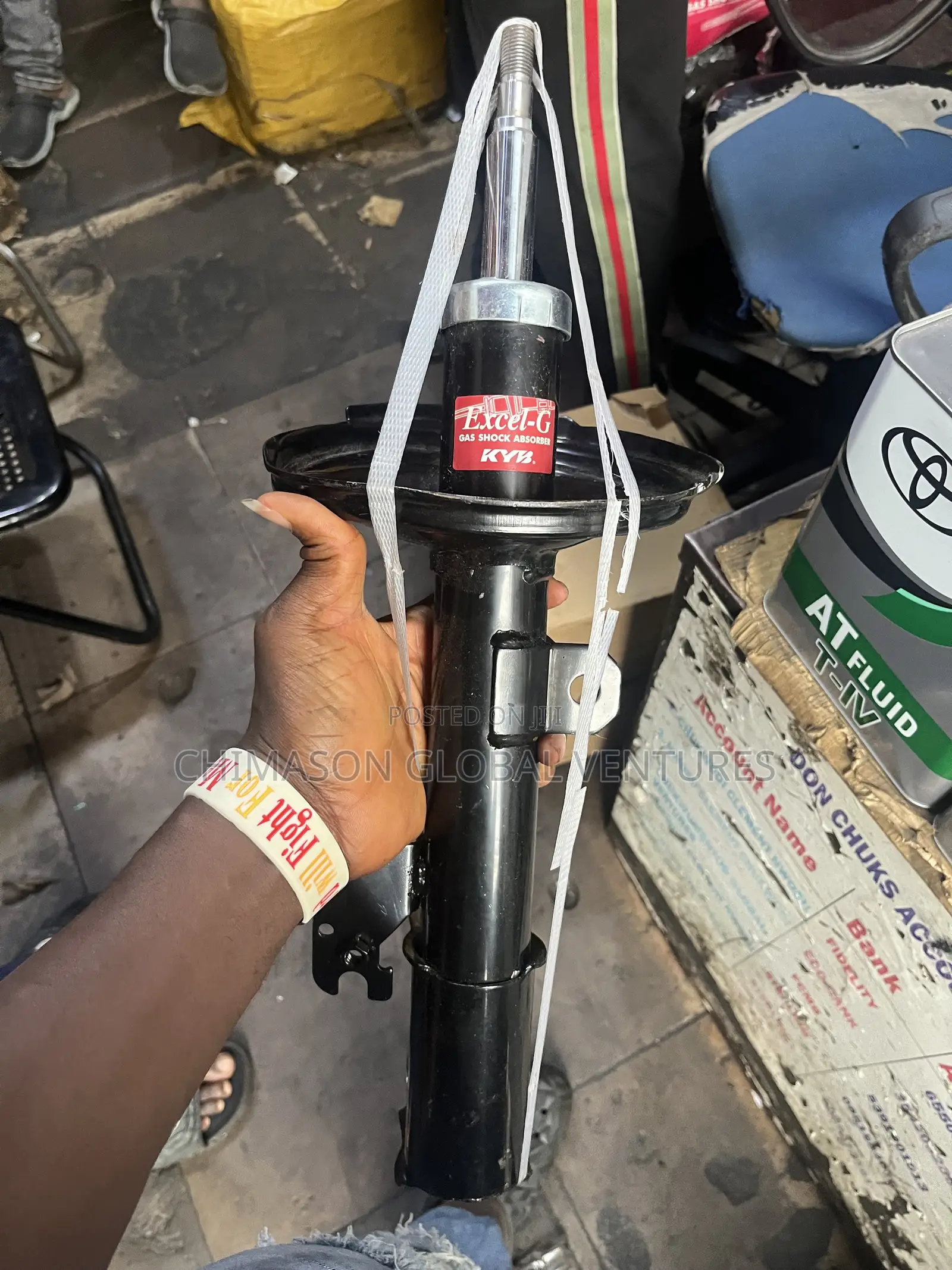 Front Shock Absorber Highlander 05