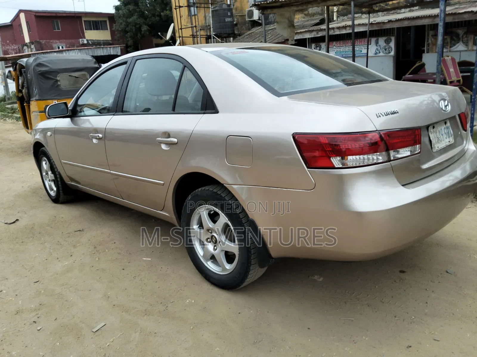Hyundai Sonata 2007 Gold