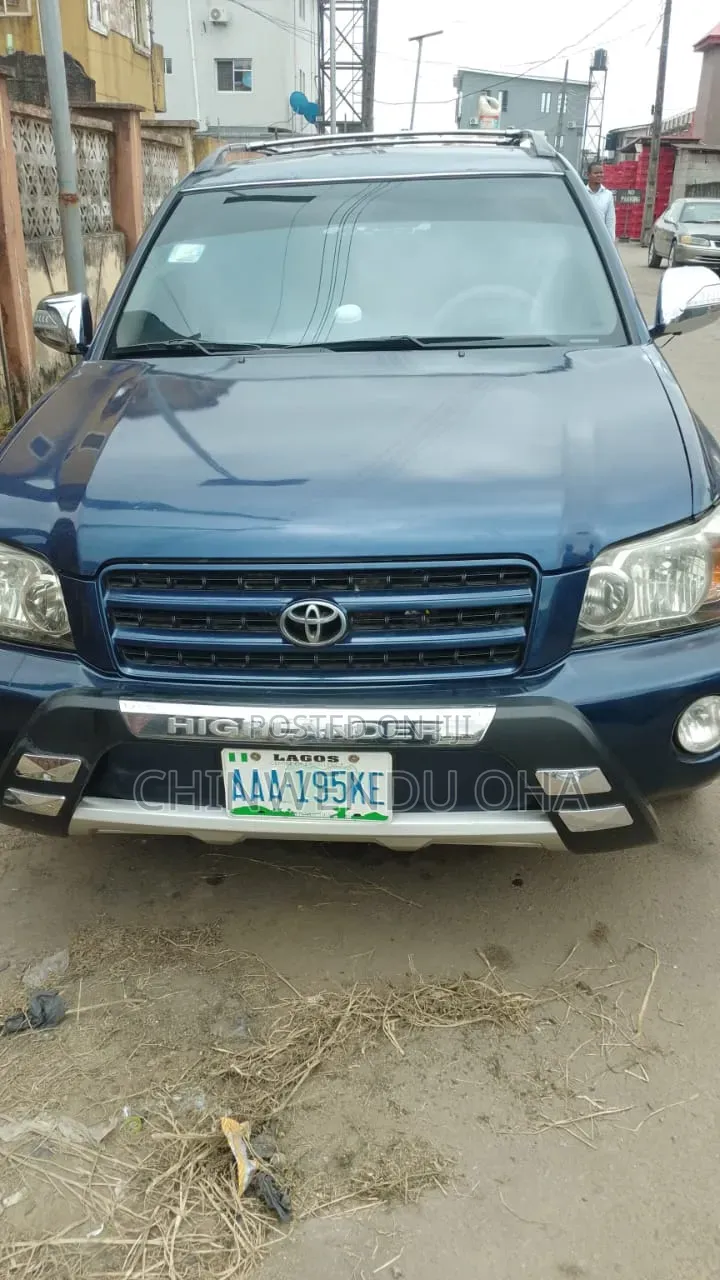 Toyota Highlander 2004 Blue