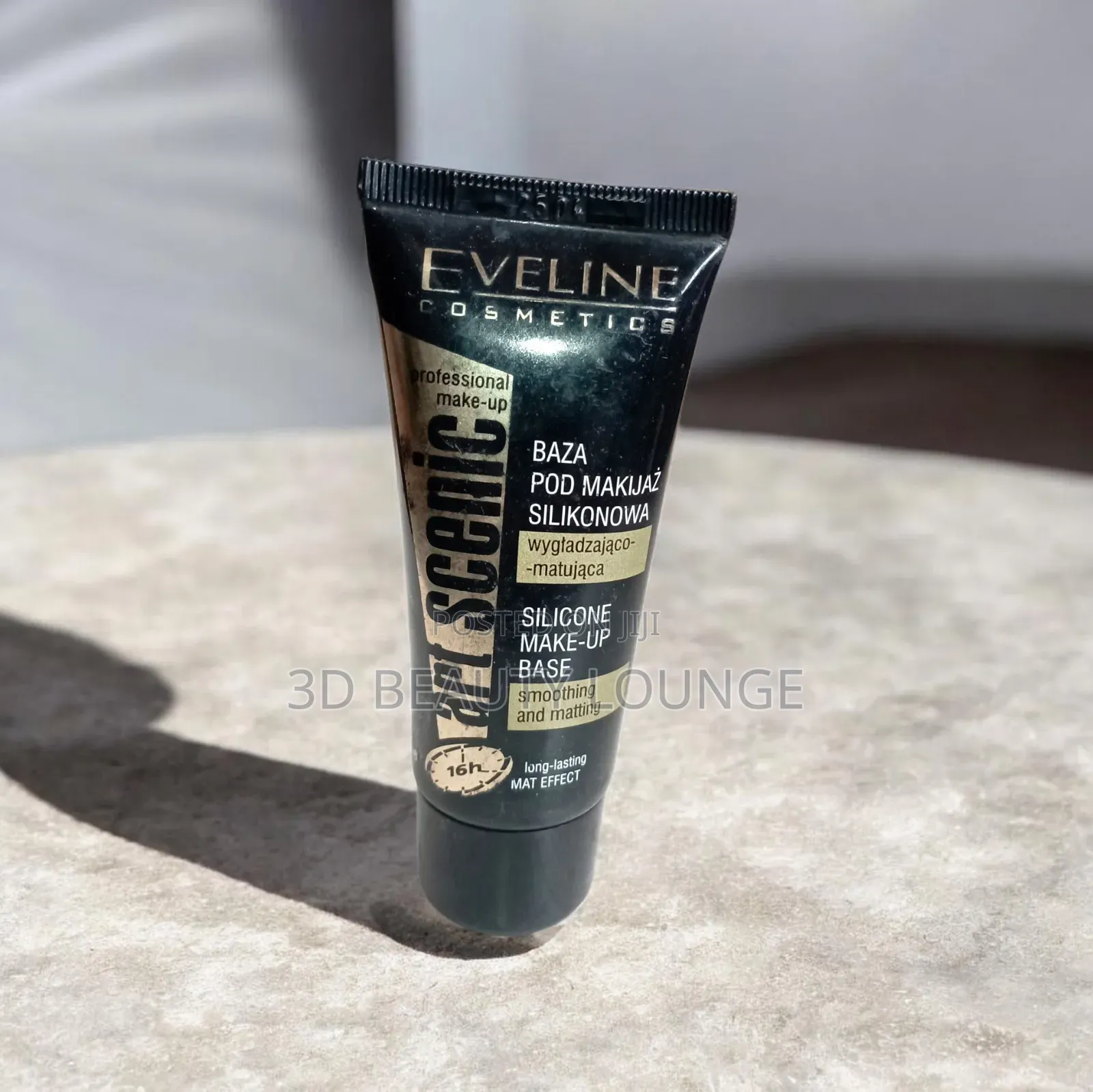 Evelyn Makeup Base