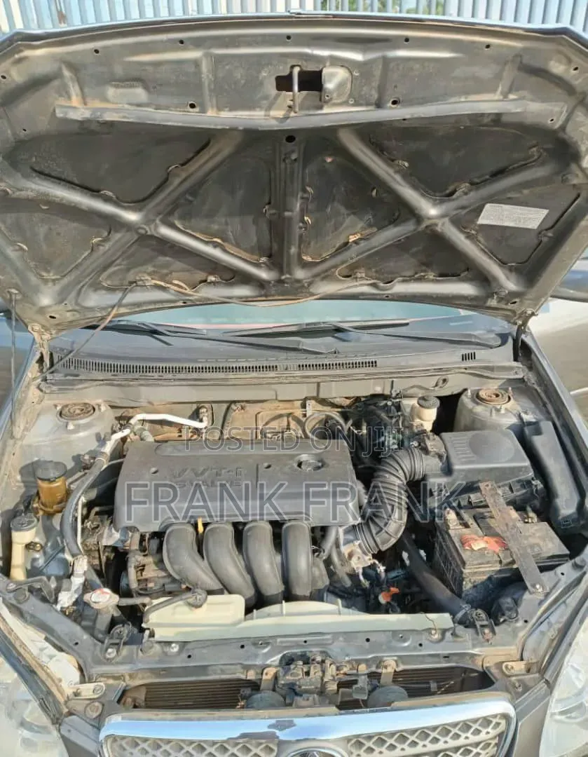 Toyota Corolla 2006 Gray