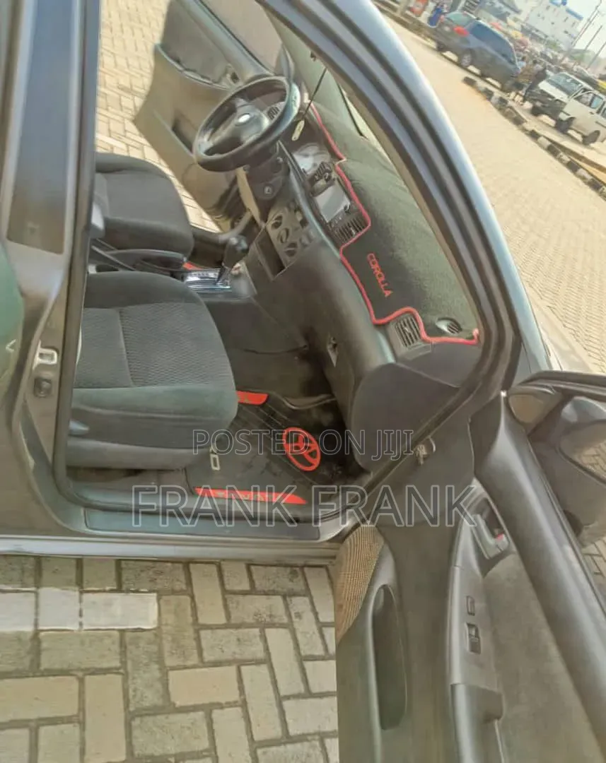 Toyota Corolla 2006 Gray