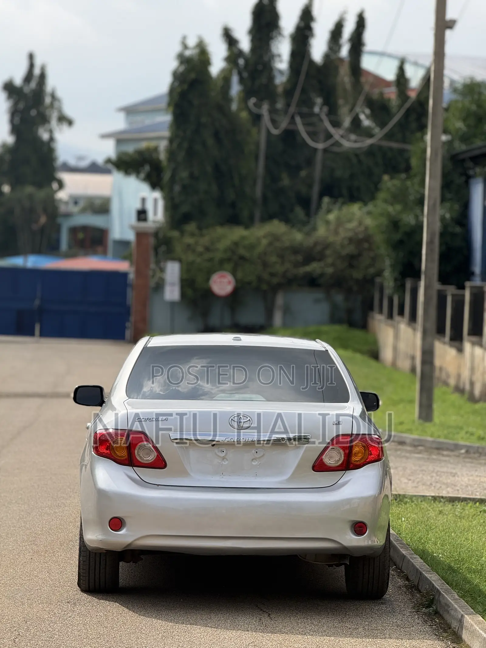 Toyota Corolla 2010 Silver