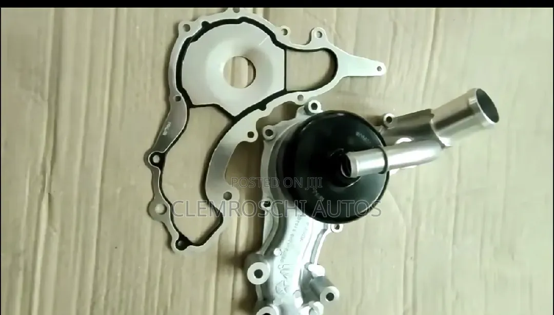 High Quality Certified Brand New Water Pump Maserati Ghibili, Lavente