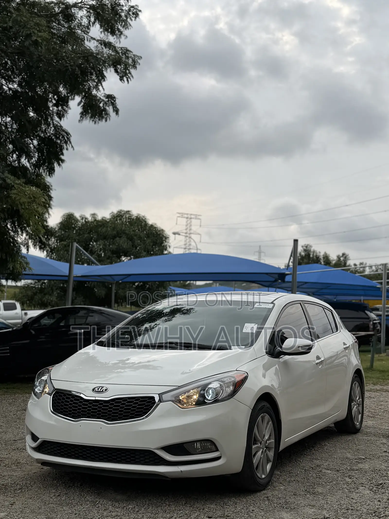 Kia Forte EX Hatchback 2014 White
