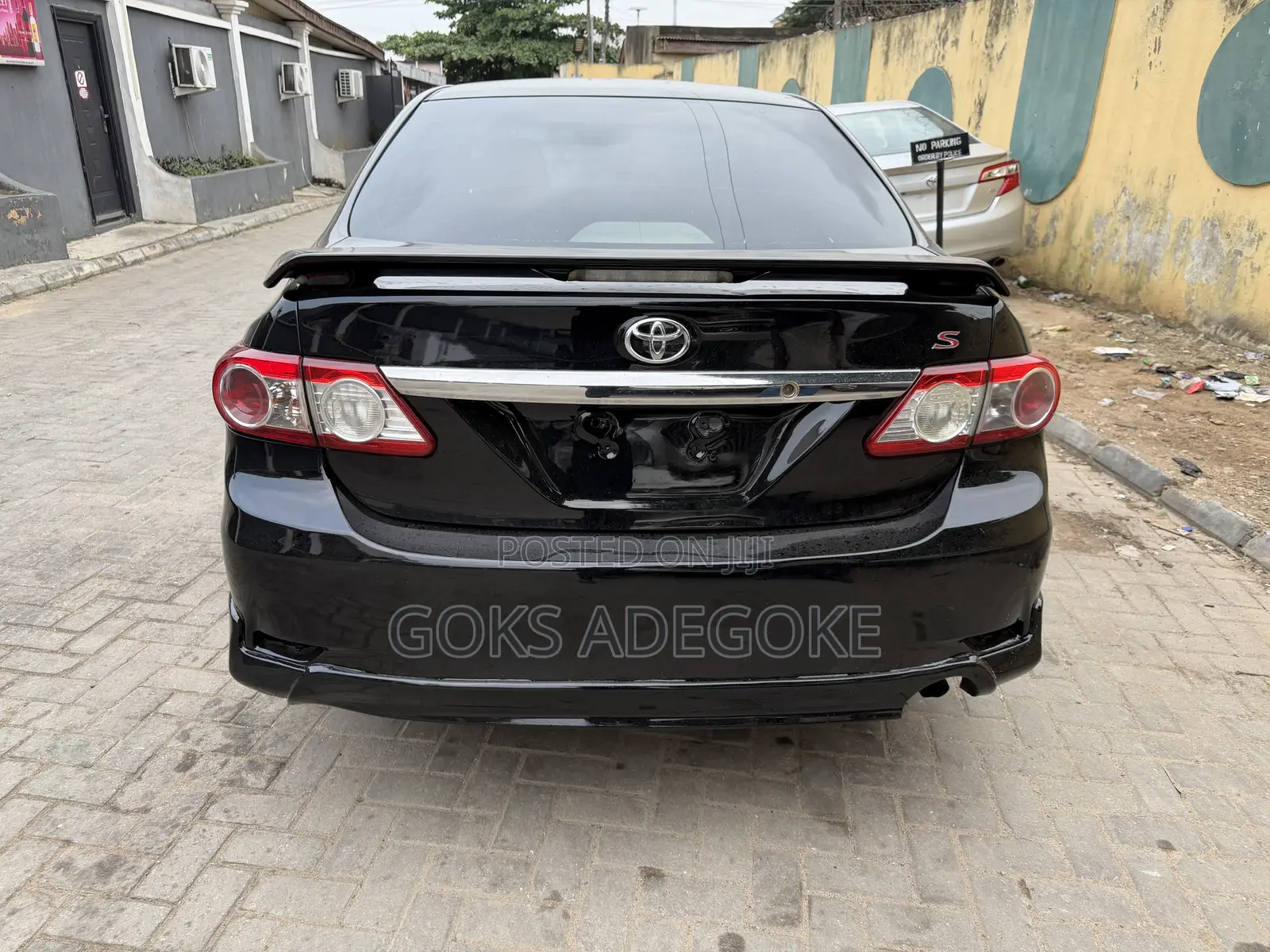 Toyota Corolla 2012 Black