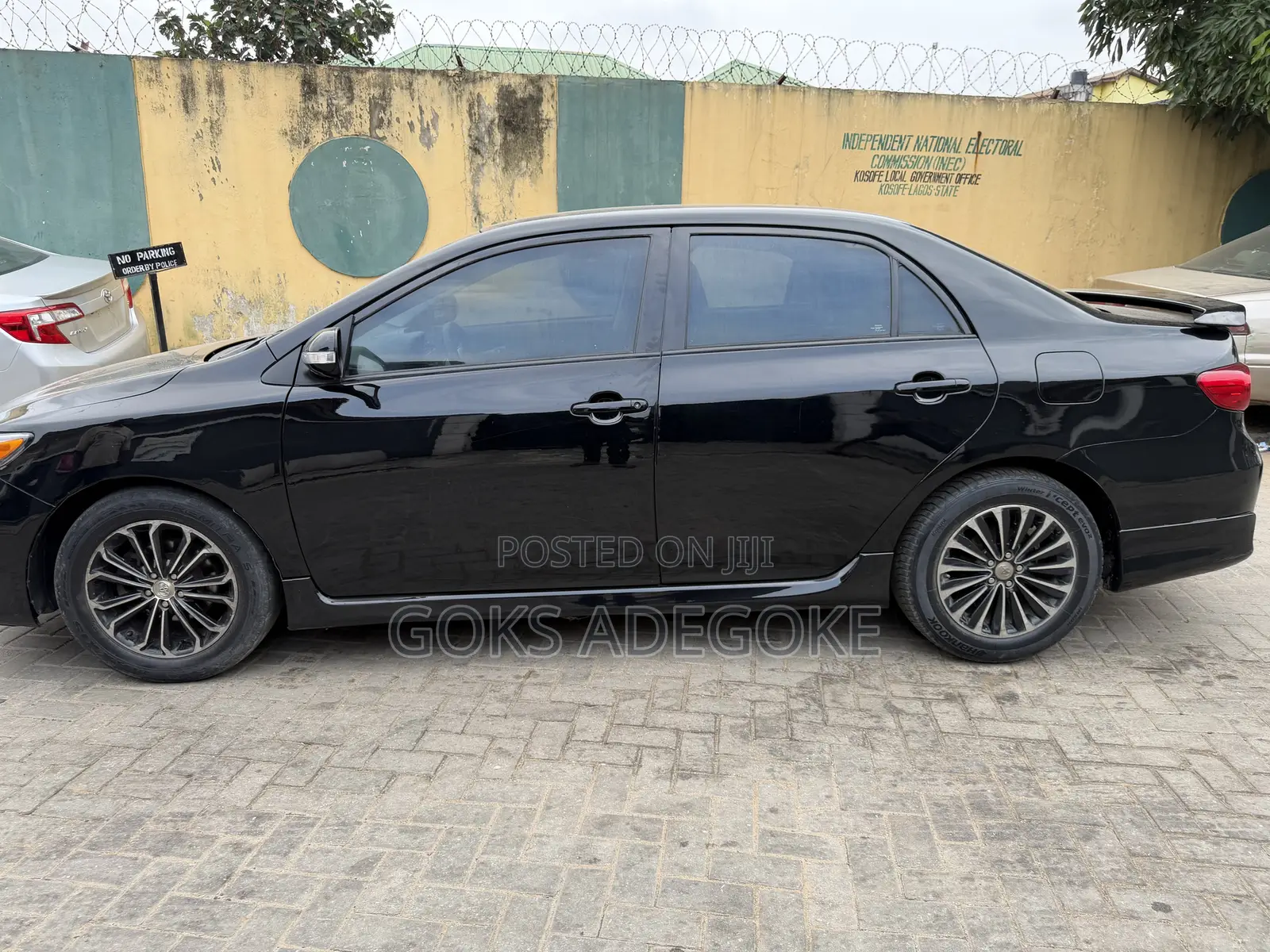 Toyota Corolla 2012 Black