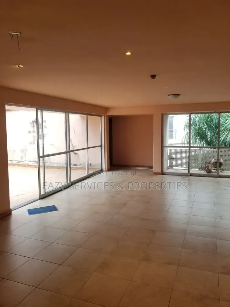 3bdrm Maisonette in Serviced Estate, Kofo Abayomi for rent