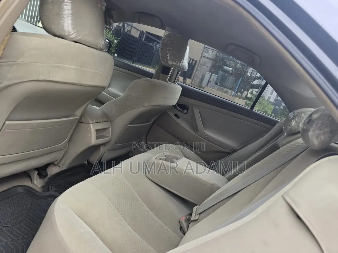Toyota Camry 2008 Gray