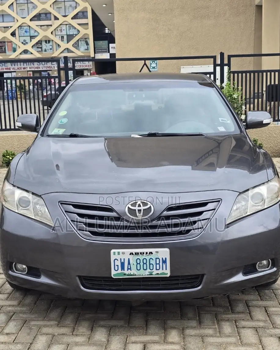 Toyota Camry 2008 Gray