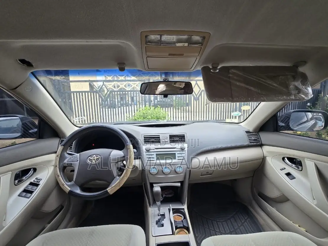 Toyota Camry 2008 Gray