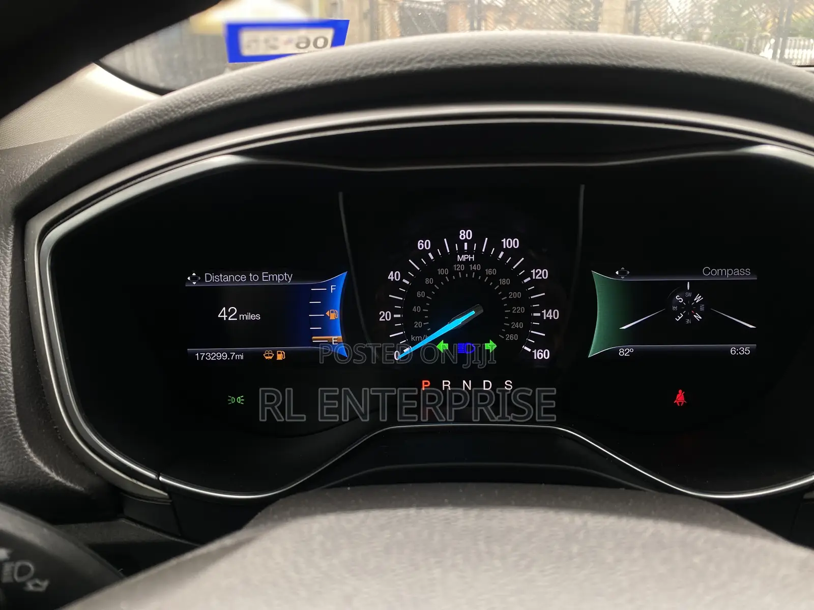 Ford Fusion SE 4dr Sedan AWD w/EcoBoost (2.0L 4cyl Turbo 6M) 2015 Gray