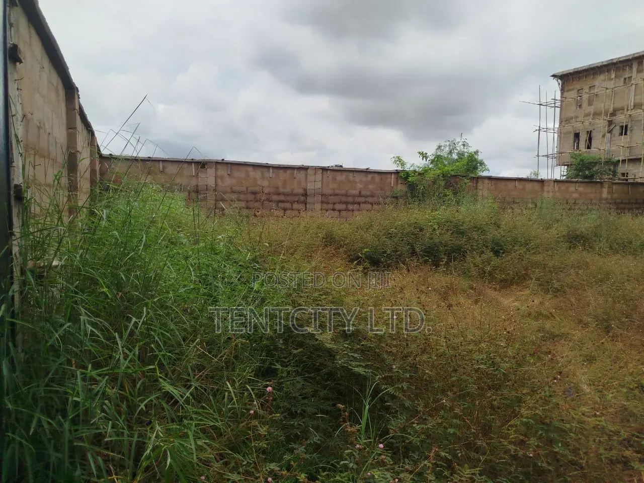 545sqm Fenced Gated Property at Toni Frank Estate, Emene for Sale