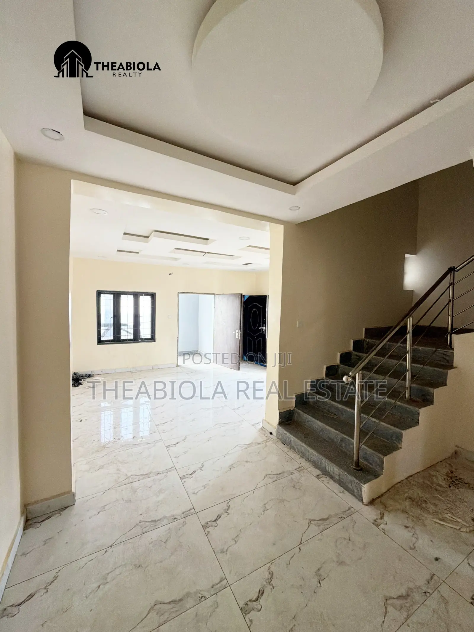 4bdrm Townhouse / Terrace in In A Mini Estate,, Katampe (Main) for rent