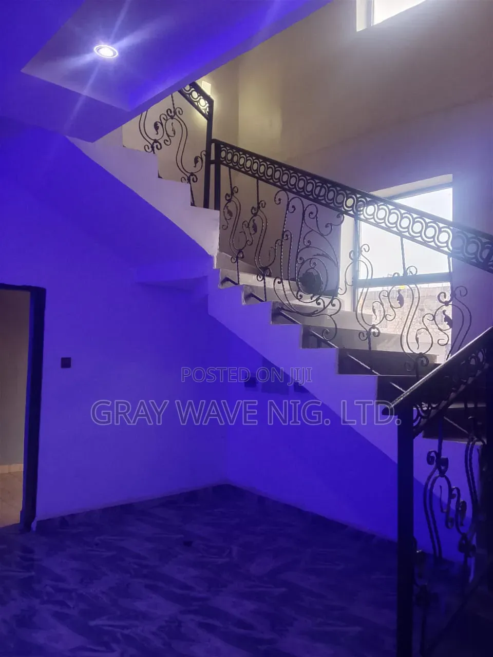 4bdrm Duplex in Sabon Lugbe for sale