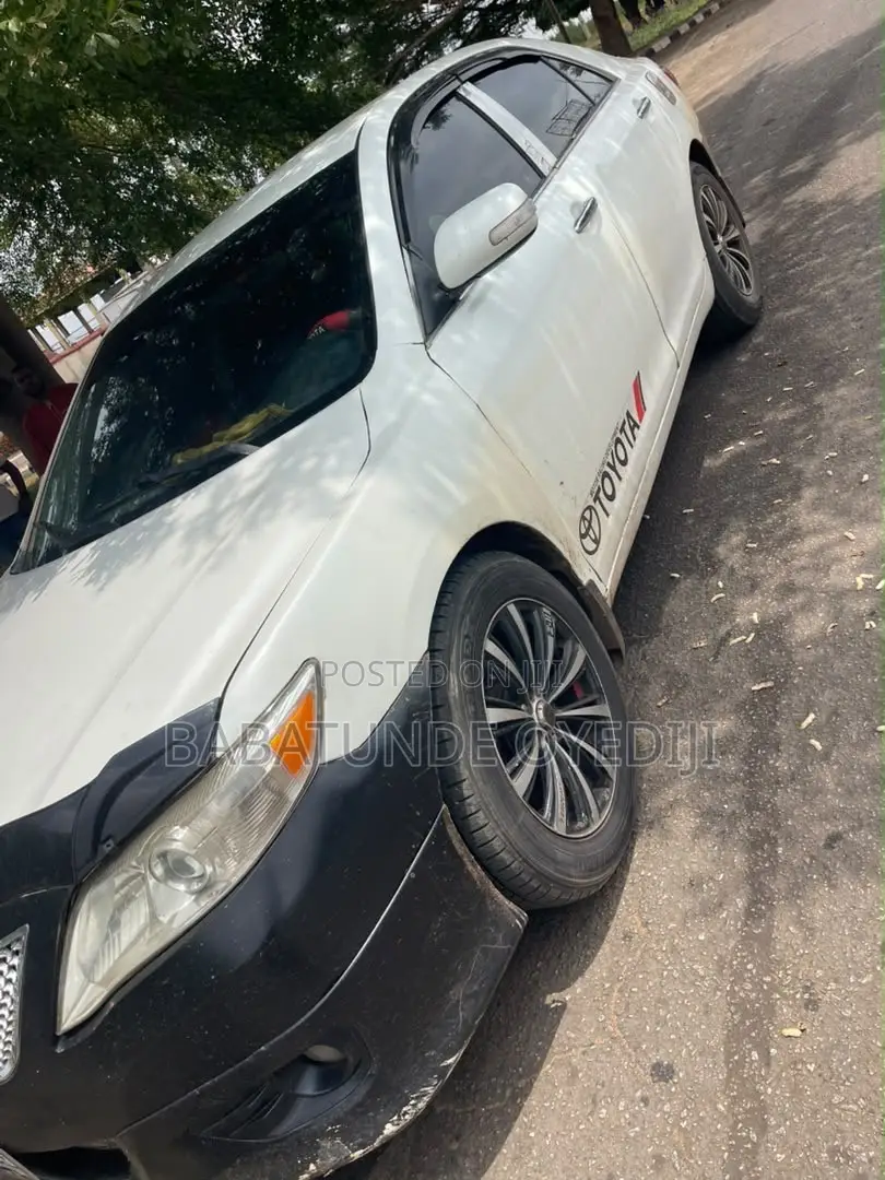 Toyota Camry 2010 White