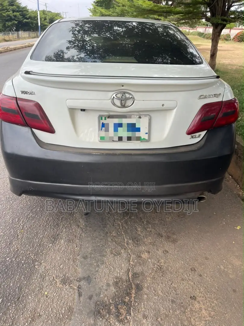 Toyota Camry 2010 White