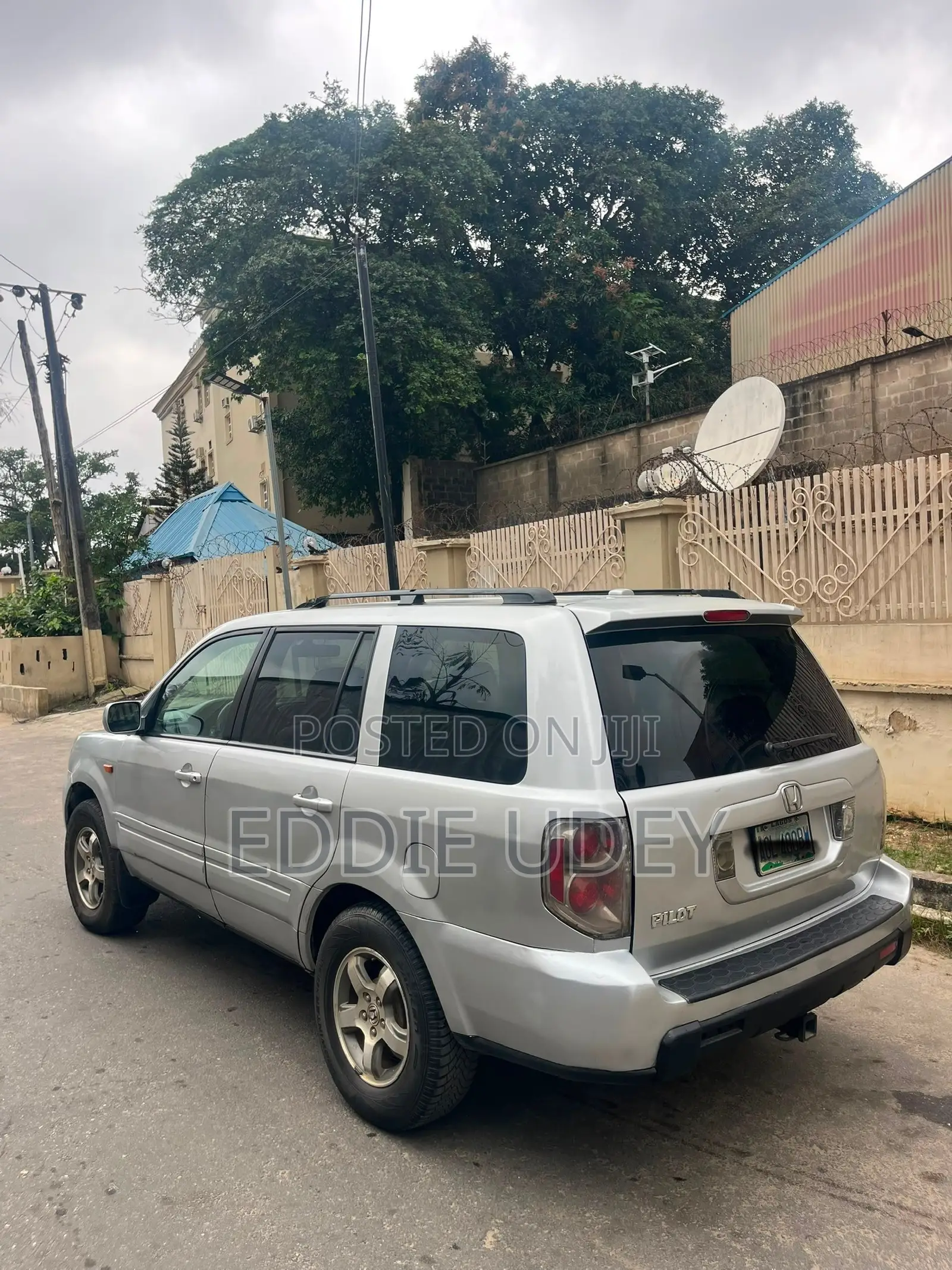Honda Pilot LX 4x2 (3.5L 6cyl 5A) 2006 Silver