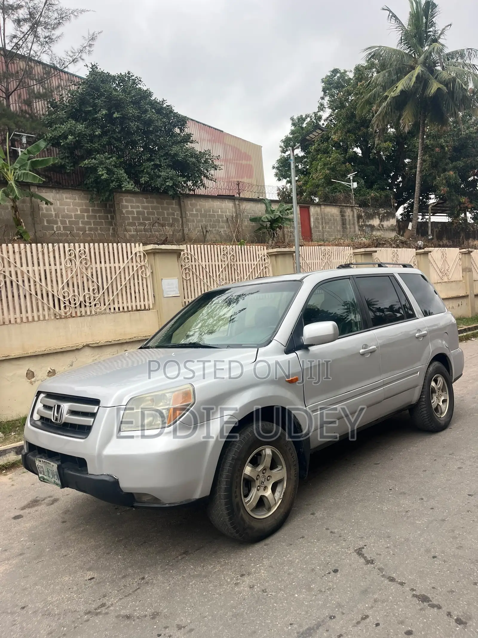 Honda Pilot LX 4x2 (3.5L 6cyl 5A) 2006 Silver
