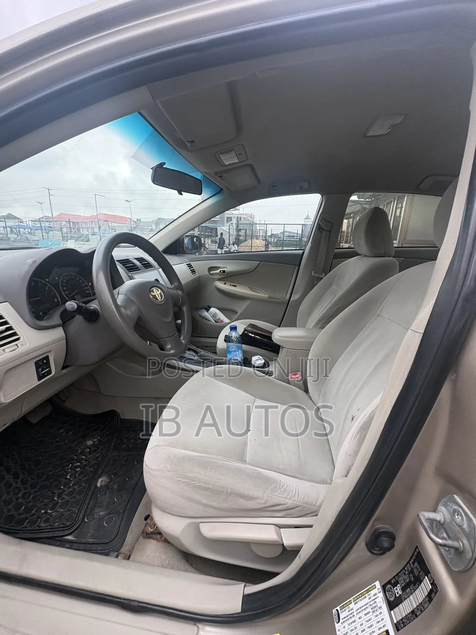 Toyota Corolla 1.4 Advanced 2009 Gold