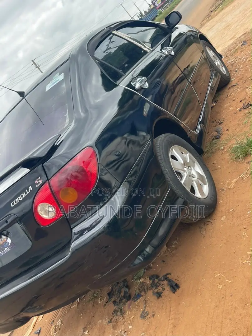 Toyota Corolla 2003 Black