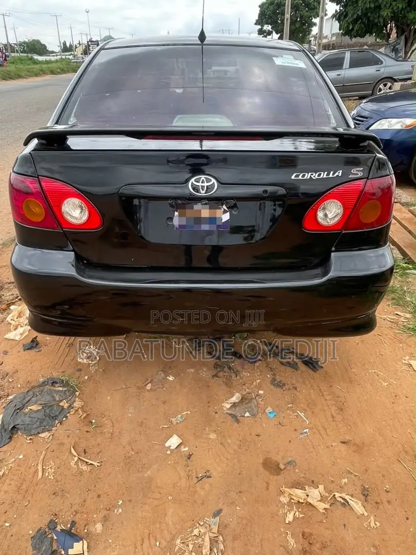 Toyota Corolla 2003 Black